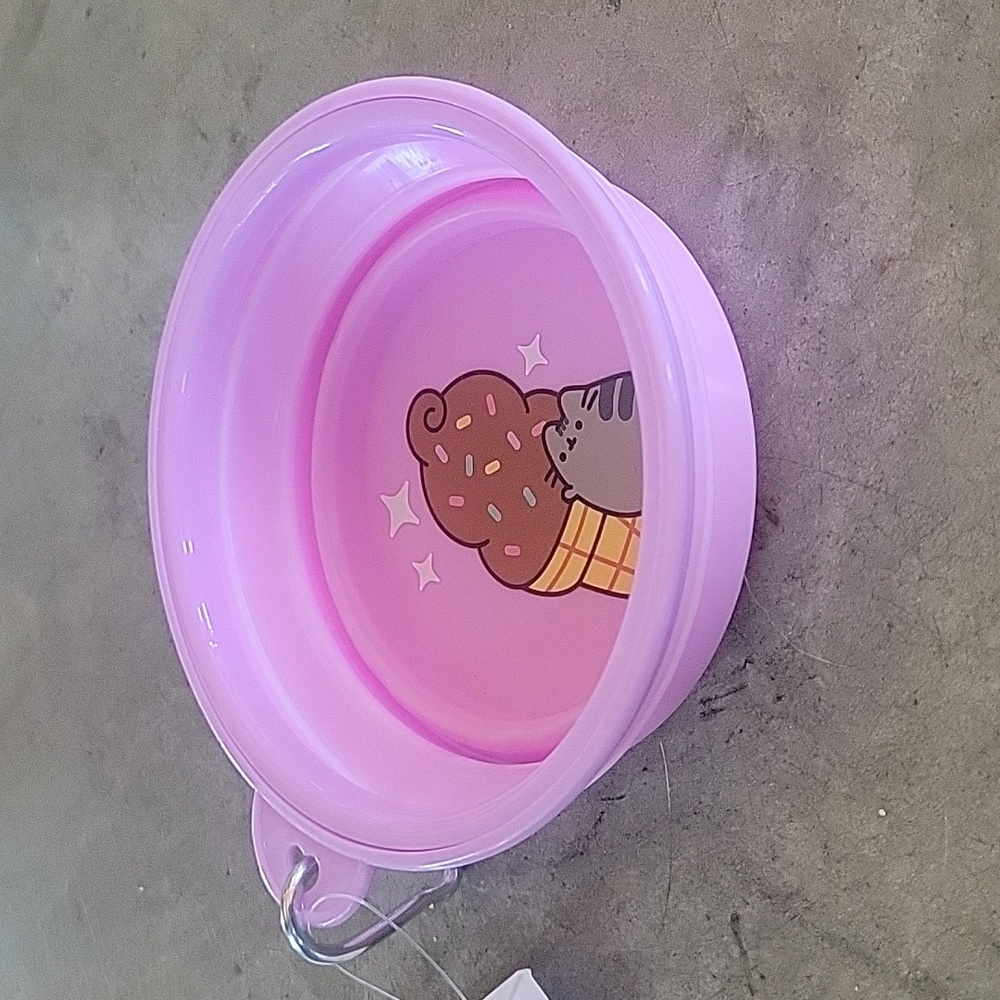 Pusheen Collapsible Travel Bowl - Picture 4 of 6